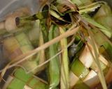 Foto langkah ke 2 dari resep Ketupat Kandangan.
