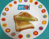 A picture of step 4 of Stuffed Green Peas Sandwich.