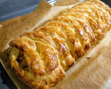 Foto del paso 10 de la receta: Trenza de hojaldre rellena de pollo al curry
