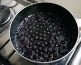 Foto del paso 1 de la receta: Torta de galletas con salsa de arándanos