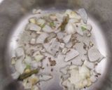 बाजरा खिचडी (bajra khichdi recipe in marathi) रेसिपी स्टेप 3 फोटो