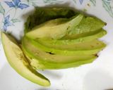 Avocado & egg sandwich রেসিপির ধাপ 1 ছবি