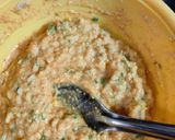 A picture of step 1 of Quinoa mini chilla.