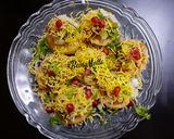 A picture of step 6 of Pakwan Sev Puri.