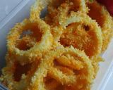 Foto langkah ke 5 dari resep Onion Ring Kriyuk Kokoh.