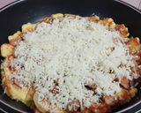Foto langkah ke 5 dari resep Pizza Roti Tawar (Teflon).