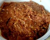 A picture of step 2 of Beef seekh kebab.