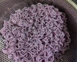 Foto langkah ke 1 dari resep 628. Mie Ubi Ungu Goreng Sosis.