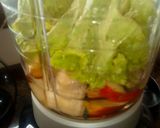 Foto del paso 1 de la receta: Desayuno detox de 🍌, lechuga y manzana!!