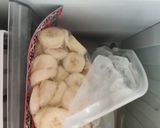 બનાના આઈસ્ક્રીમ(Banana icecream Recipe in Gujarati) રેસીપી સ્ટેપ2ફોટો