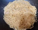 A picture of step 5 of Garlic Chicken Pasta with Butter.