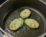 A picture of step 4 of Sprouted Mung Kabab.