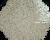 Foto langkah ke 3 dari resep Pizza Nasi Topping Bayam.