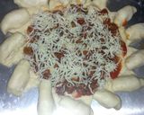 Foto langkah ke 4 dari resep Pizza Cucok.