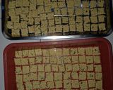 Foto langkah ke 8 dari resep Ladran / Kue Bawang Seledri.