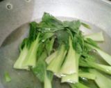 Foto langkah ke 3 dari resep 62. Bak choy siram tahu bawang putih.