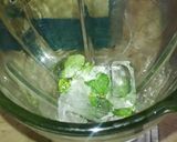 A picture of step 1 of Mint margarita.
