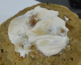 Foto del paso 4 de la receta: Arepas🫓de maiz🌽a mi manera🧈con queso🧀crema y miel🥯🧇🍯