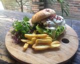 Foto langkah ke 5 dari resep Cheese beef burger.