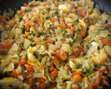 Foto del paso 5 de la receta: Caracolas orientales de verduras