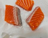 鮭魚蒸蛋的食譜步驟1照片