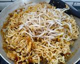 Foto langkah ke 3 dari resep Mie Tarempa Kering Less Spicy.