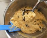 Foto langkah ke 3 dari resep Sourdough Discard Muffins.
