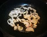 Foto del paso 2 de la receta Huevo revuelto con hortalizas 🥚 🌶