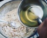 A picture of step 2 of Besan Lachha Paratha.