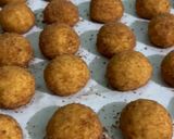 Foto langkah ke 6 dari resep Palm Cheese Cookies.