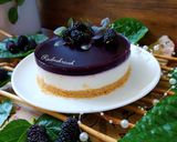عکس مرحله 7 از دستور چیز کیک توت سیاه
