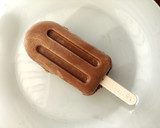 Foto del paso 3 de la receta: Polos de chocolate cremosos 🍫