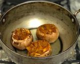 A picture of step 3 of Stuffed Mushrooms.