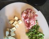A picture of step 1 of Bacon, asparagus and blue cheese frittata.