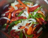 Foto del paso 2 de la receta: Pollo al escabeche
