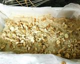 A picture of step 9 of Oats banana walnut tutifuti bread.