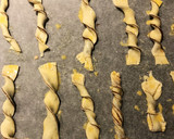 Foto del paso 6 de la receta: Lazos de hojaldre