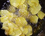 A picture of step 3 of Potatoes crips#weeklyjikonichallenge.