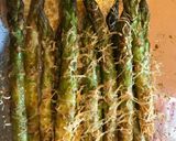 Foto langkah ke 6 dari resep Zucchini stuffed boat & Parmesan Asparagus.