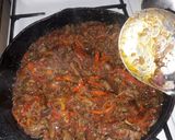 A picture of step 5 of Stir-fried macaroni.