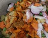 A picture of step 2 of Veggie Vermicelli.