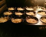 A picture of step 5 of Kunafa Cupcakes 🍮😍.