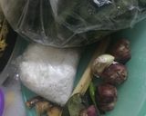Foto langkah ke 1 dari resep Daun Singkong Kuah Santan.