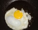 Foto langkah ke 1 dari resep Telur ceplok sambal.