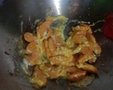 Foto langkah ke 3 dari resep Nasi Goreng Sosis.