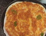 A picture of step 3 of Italian thin crust pizza.