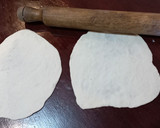 Foto del paso 3 de la receta: 🍕pizza rellena fácil 🍕🥳🤤 (en Sartén)🍳