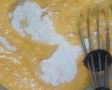 A picture of step 3 of Mango -Suji Cake.