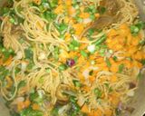 A picture of step 5 of Spaghetti with veggies.