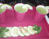 A picture of step 3 of Cucumber and ginger juice.